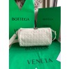 보테가베네타 미니 여자가방  690966