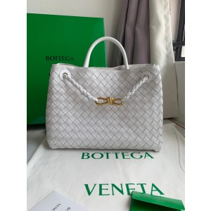 보테가베네타 여자가방 미듐   743572