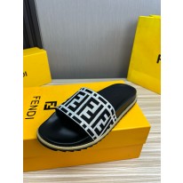 펜디 남자 슬리퍼