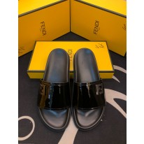 펜디 남자 슬리퍼