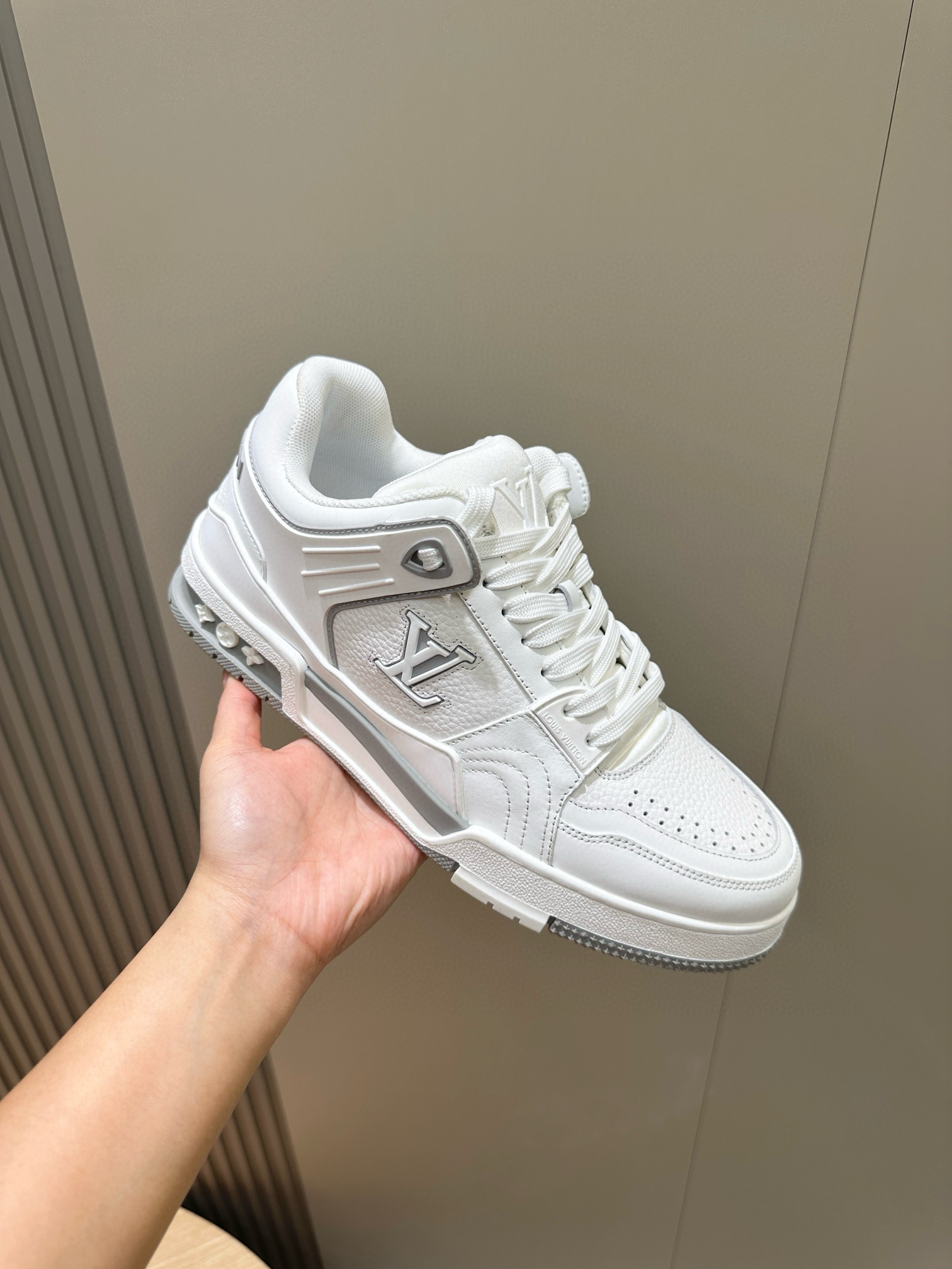 루이비통 트레이너 남자 스니커즈 신발 운동화