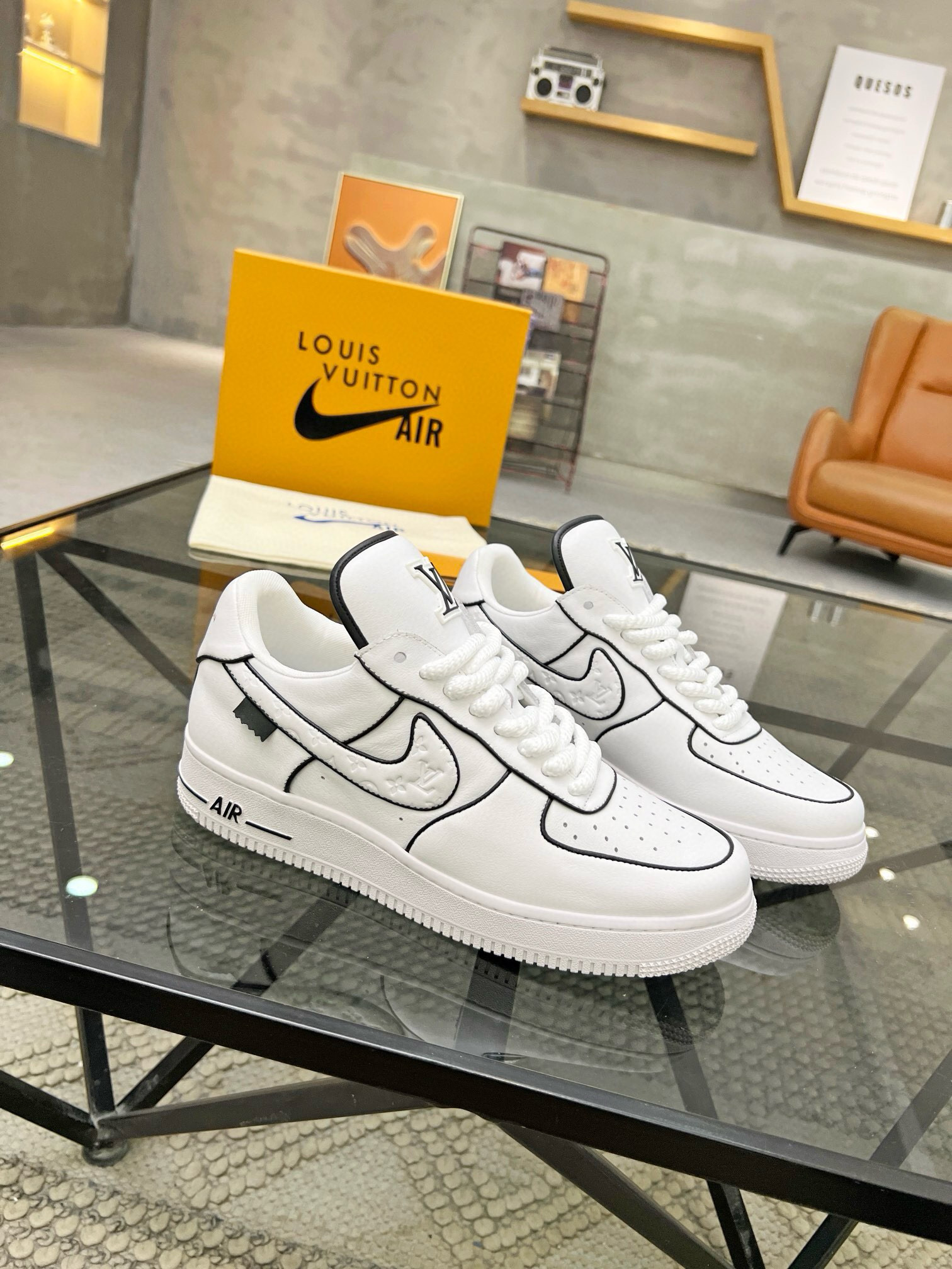 루이비통x나이키 남녀공용 스니커즈 신발 운동화