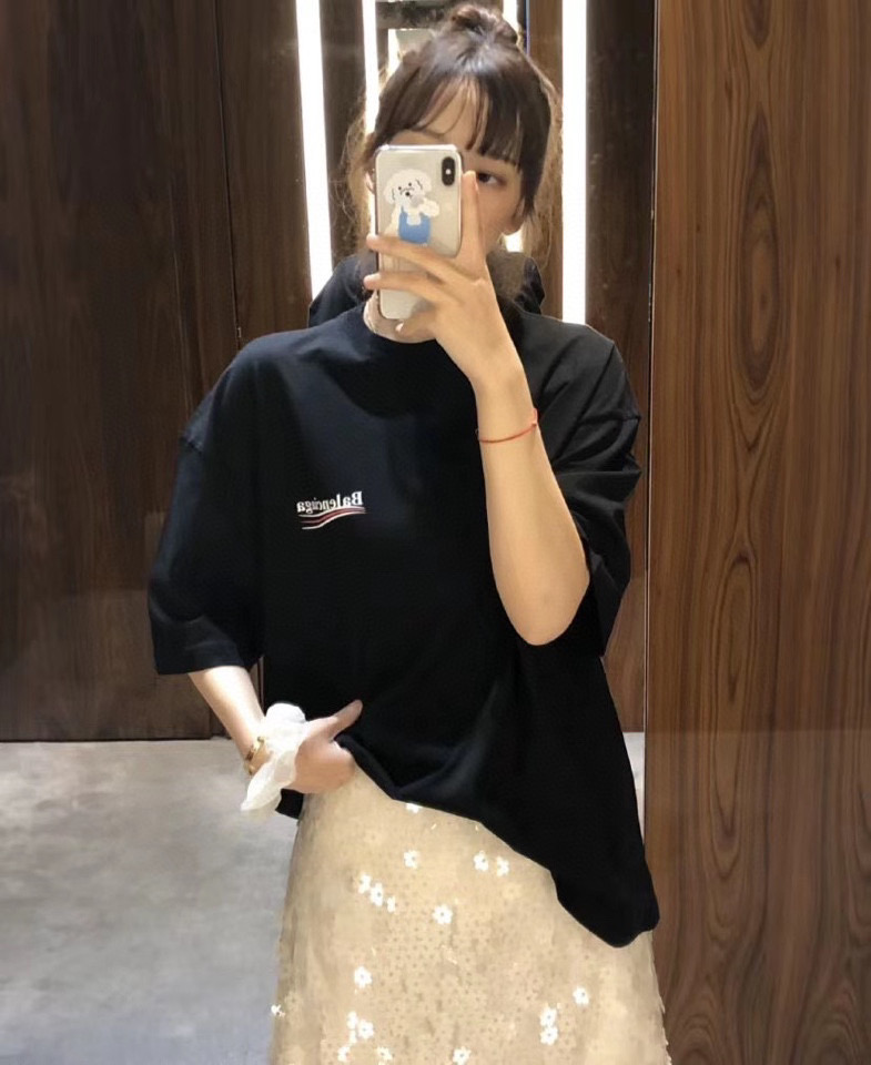 발렌시아가 남녀공용 반팔티