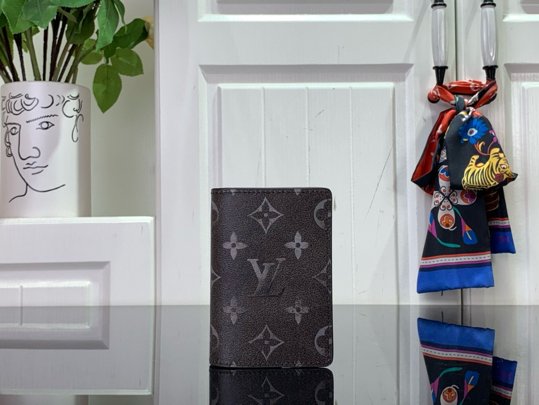 루이비통 남자 반지갑 M61696