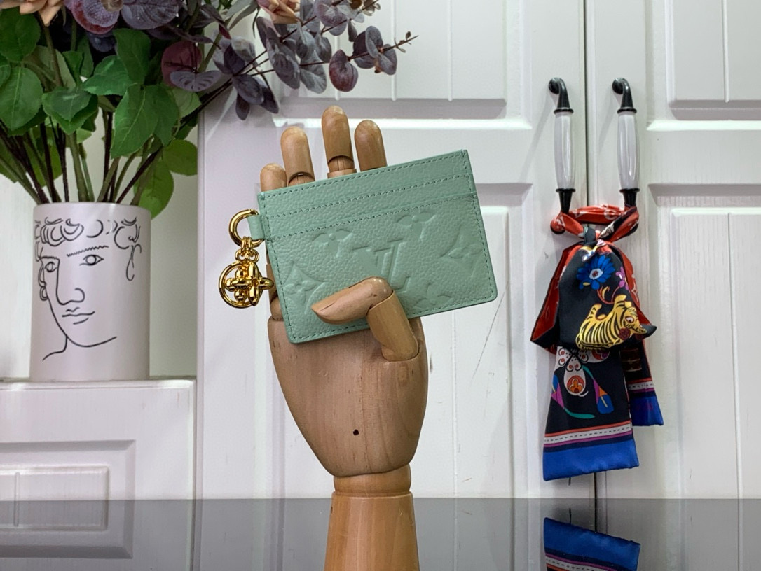 루이비통 카드지갑 M83584