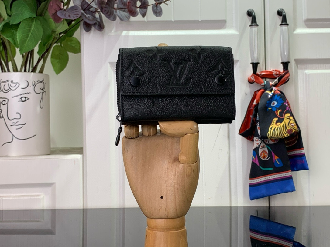 루이비통 남여공용 반지갑 M82771