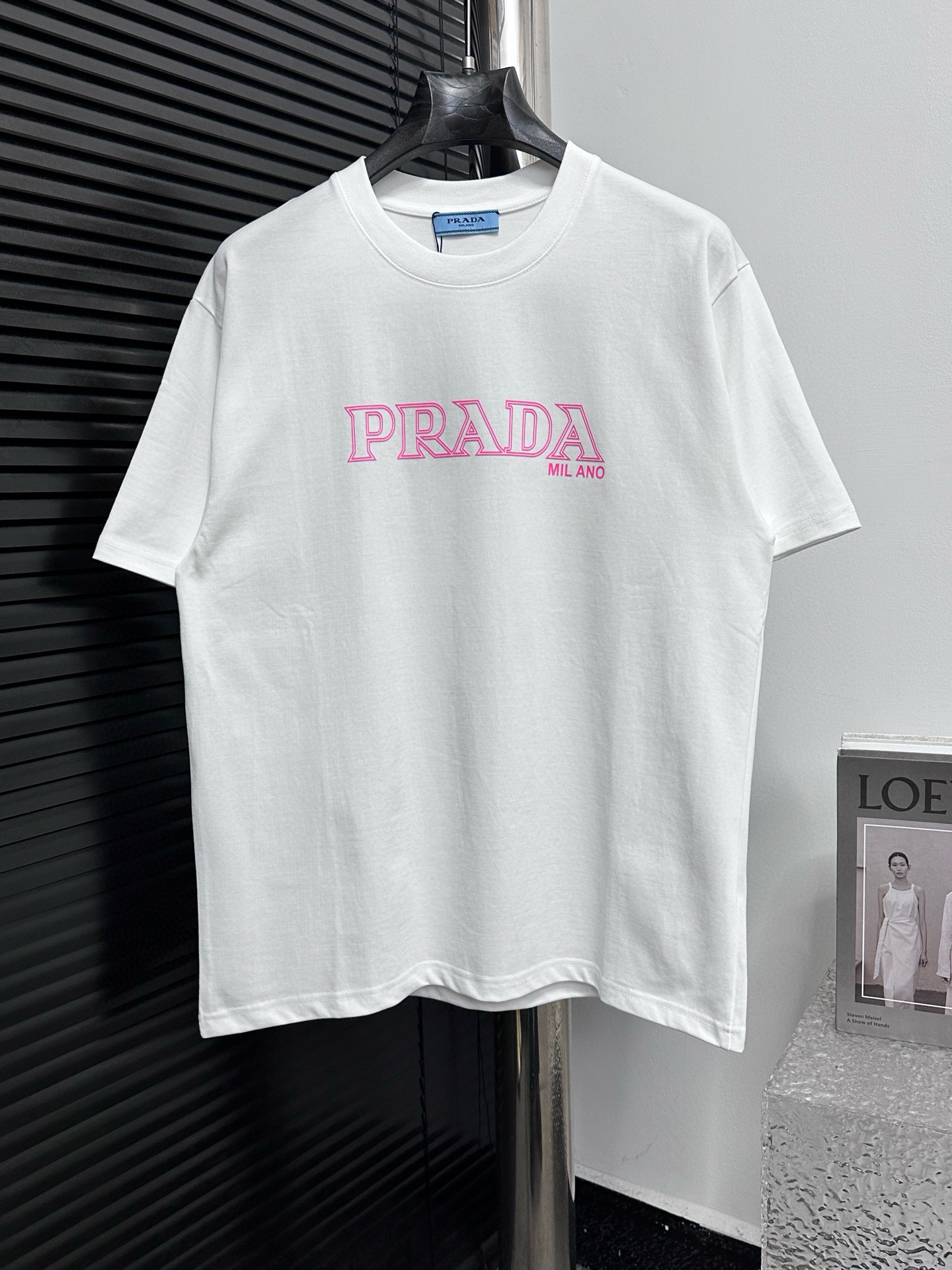 프라다 남자 반팔티