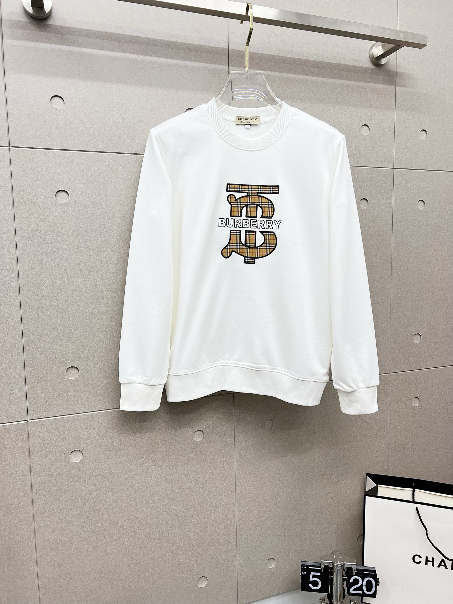 버버리 남자 맨투맨 3컬러