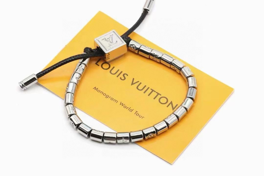 루이비통 팔찌