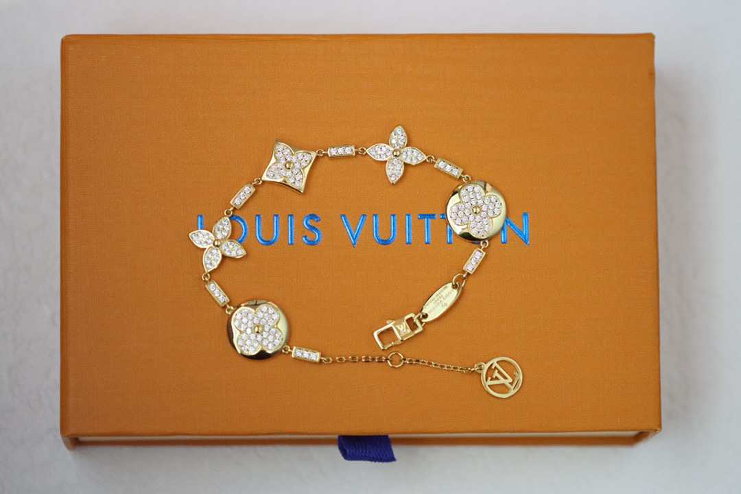 루이비통 팔찌