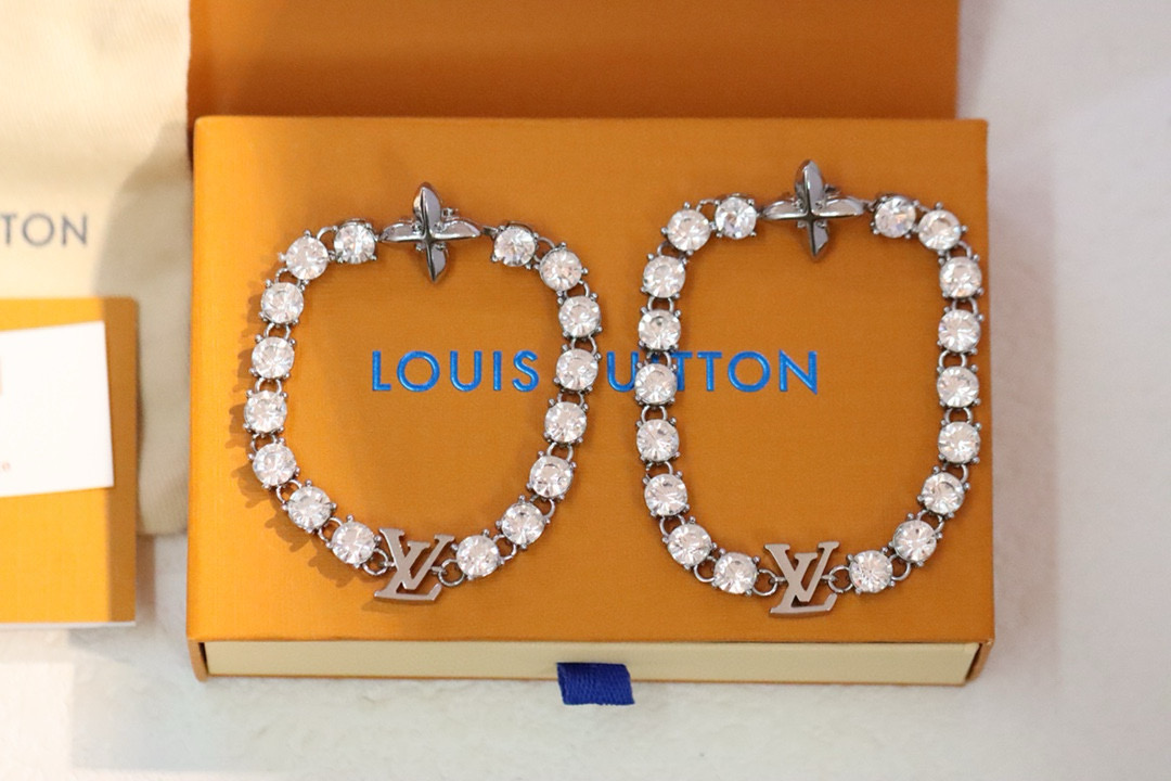 루이비통 팔찌