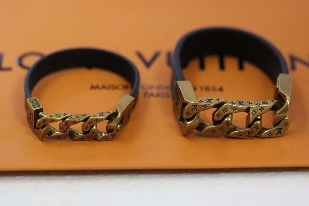 루이비통 팔찌