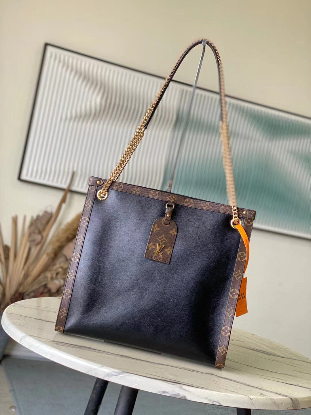 루이비통 M13137 남녀공용가방