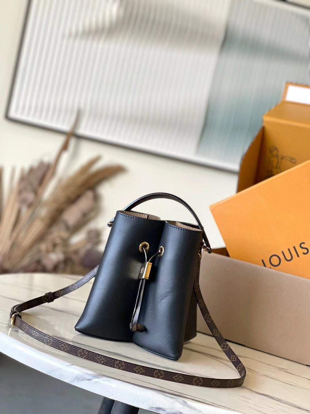 루이비통 M13843 여자가방