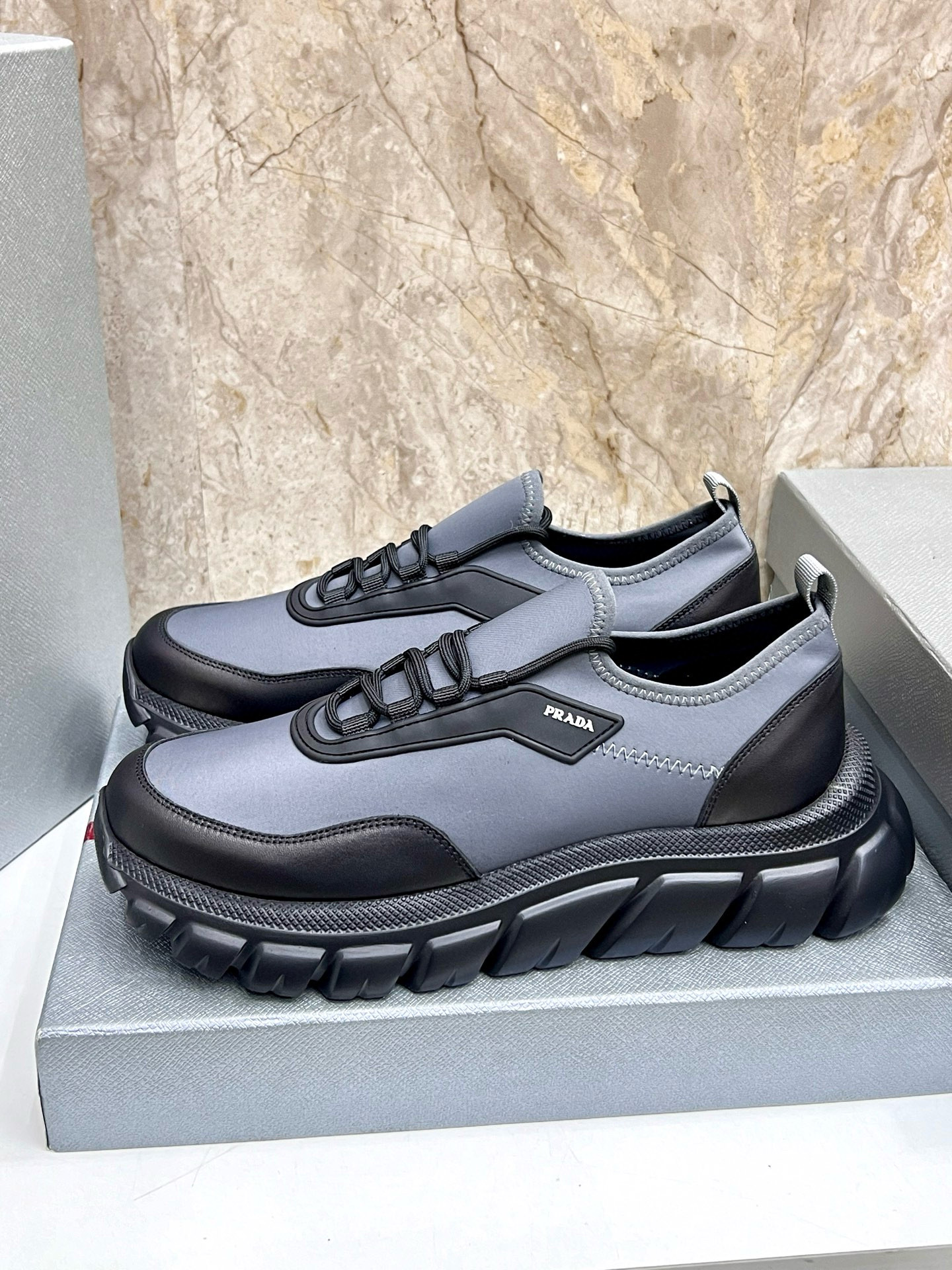 프라다 남자 스니커즈 신발 운동화