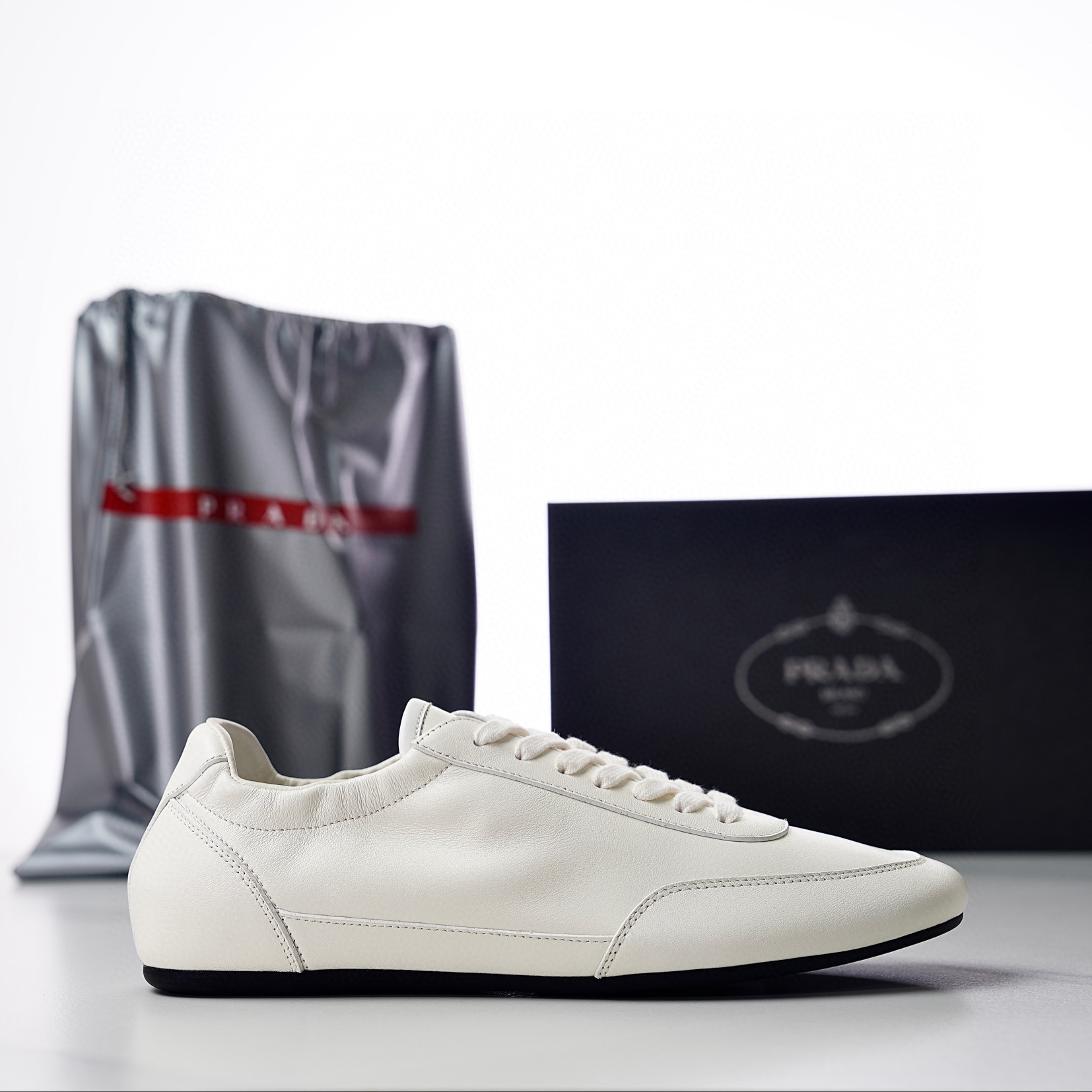 프라다 남자 스니커즈 신발 운동화