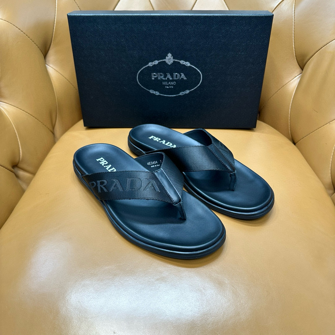 프라다 남자 슬리퍼