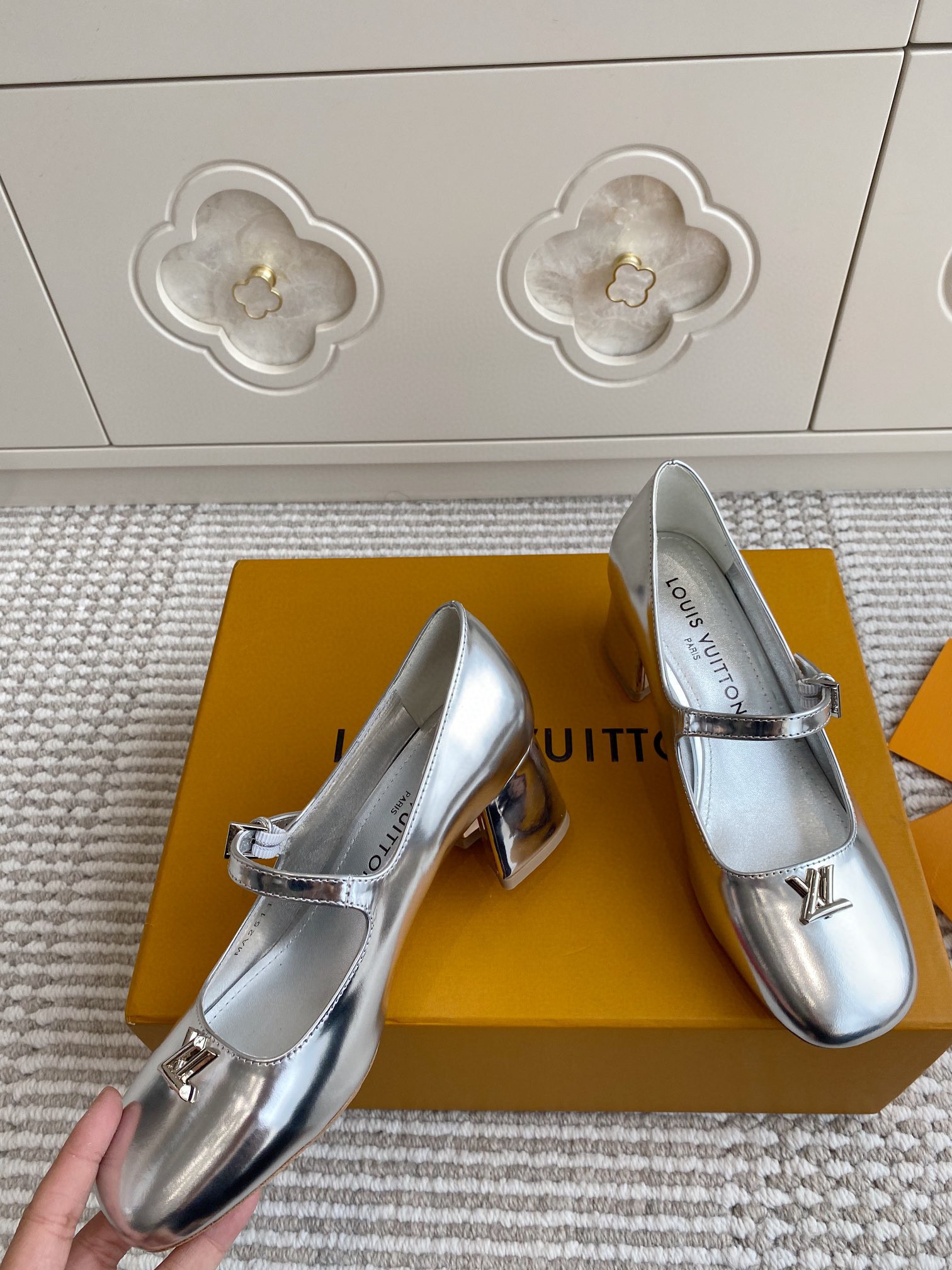 루이비통 여자 구두 5.5cm