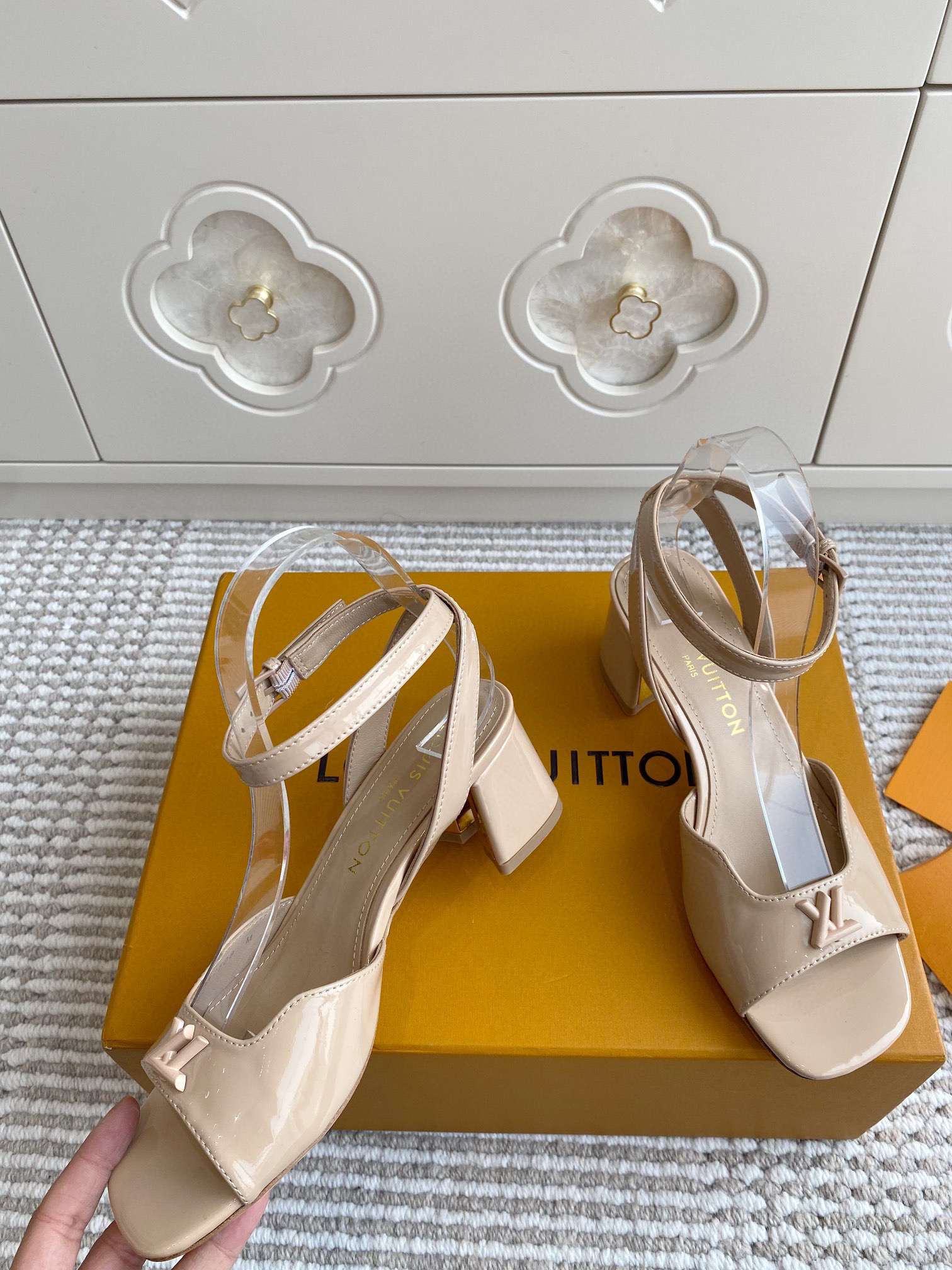 루이비통 여자 구두 5.5cm