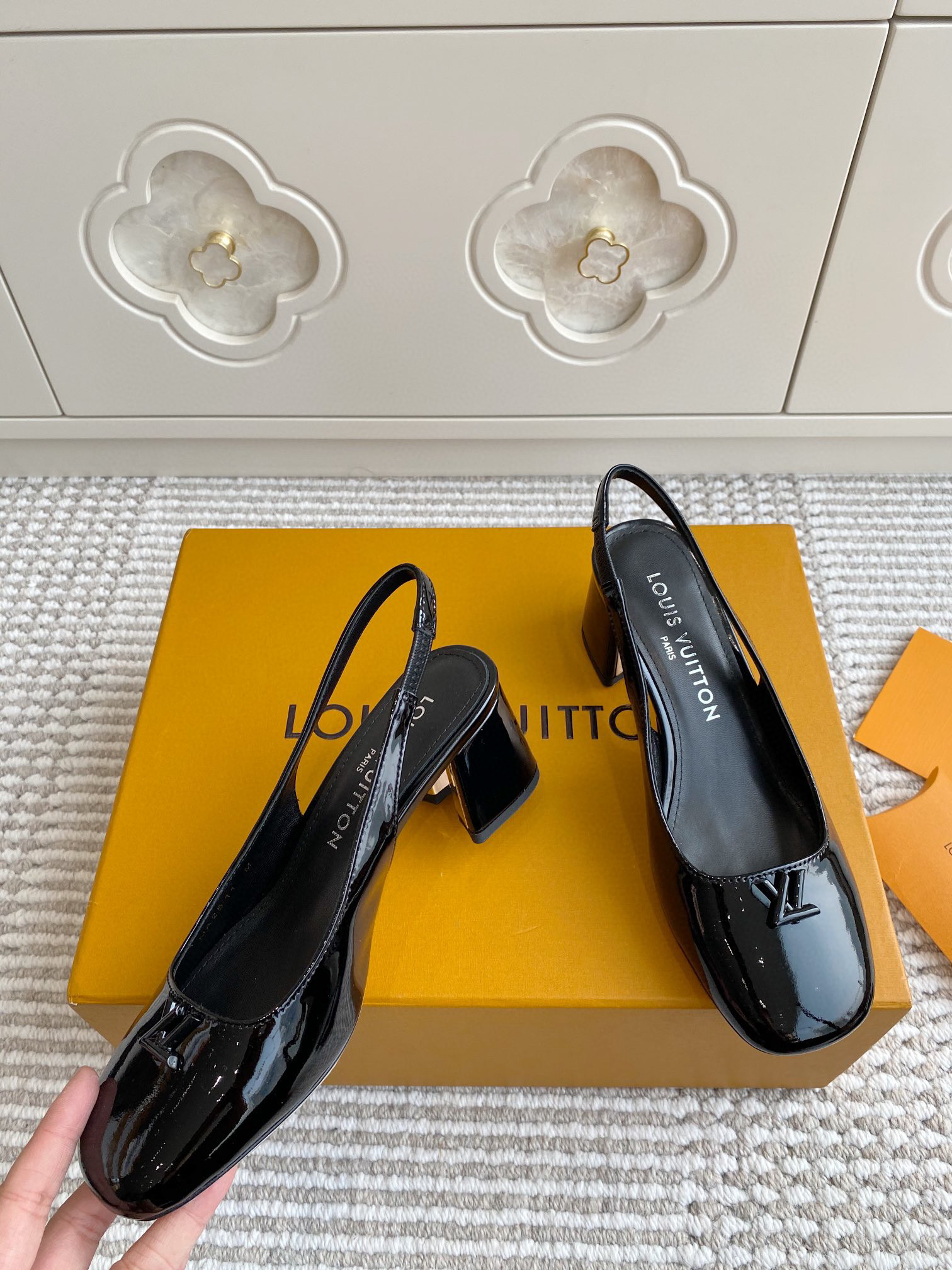 루이비통 여자 샌들 5.5cm