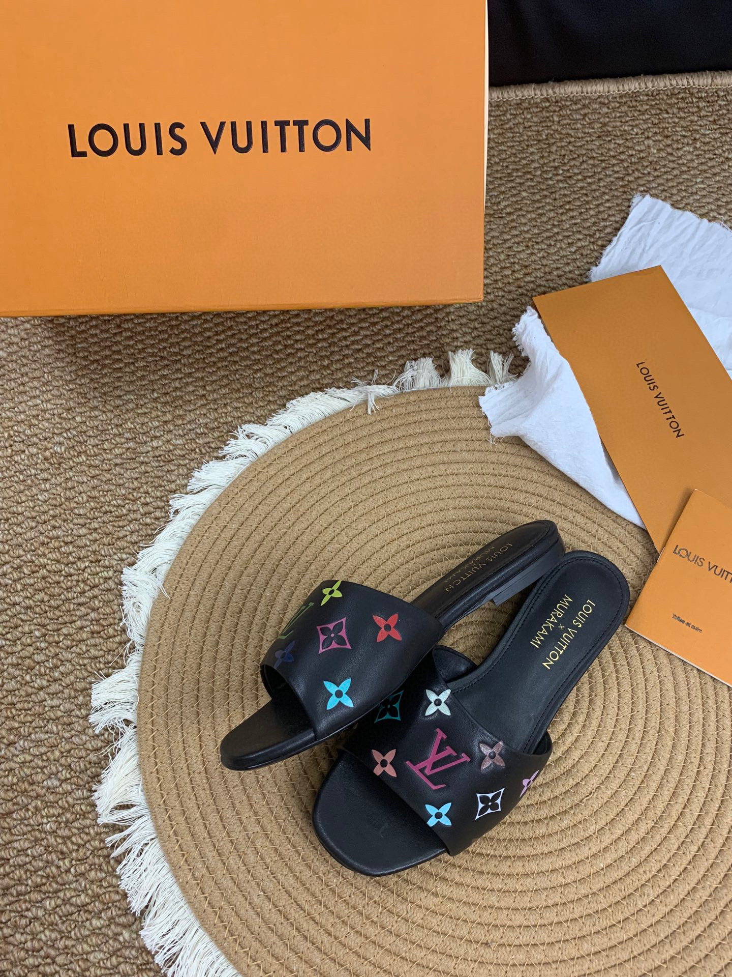루이비통 여자 슬리퍼