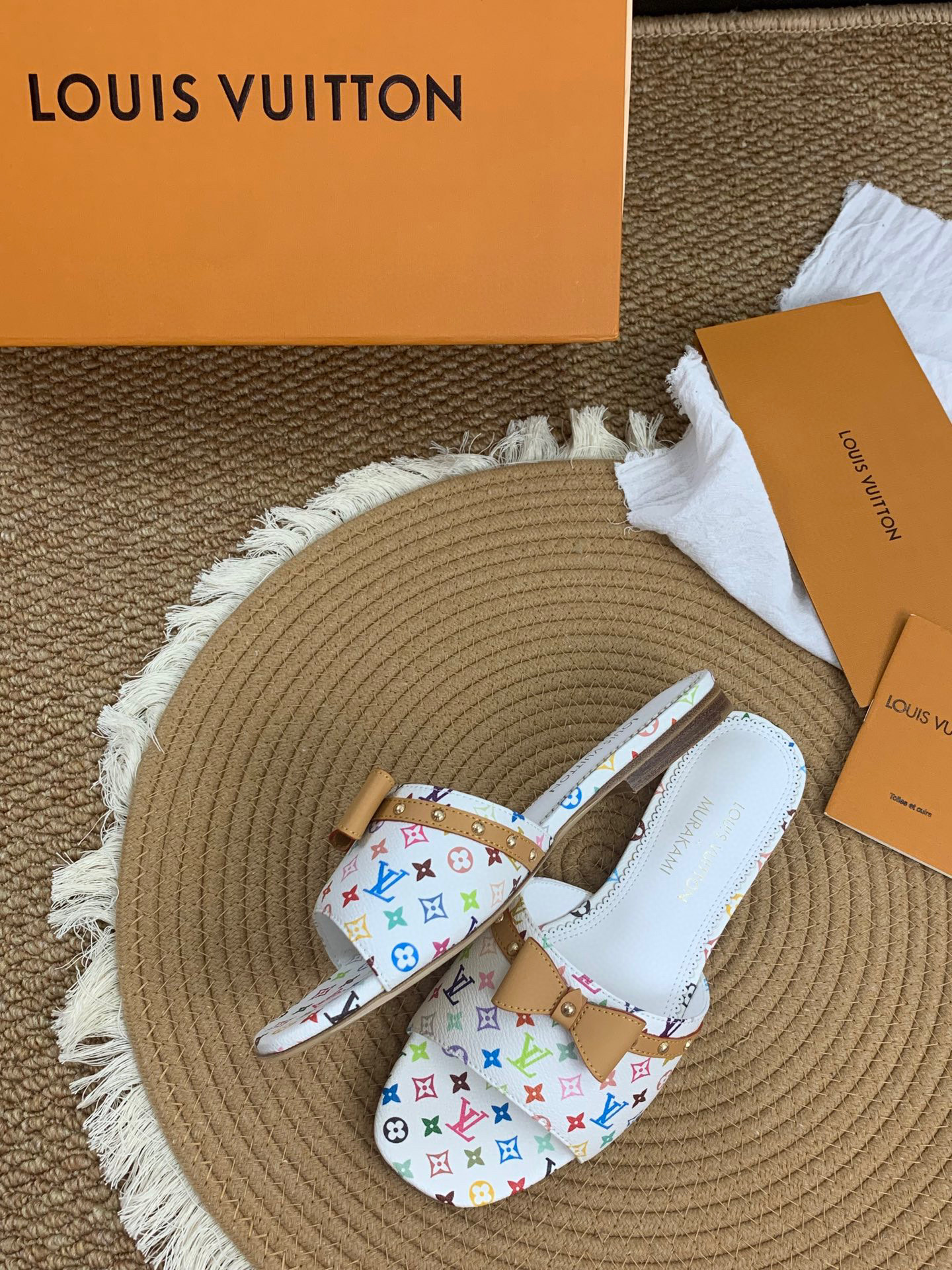 루이비통 여자 슬리퍼
