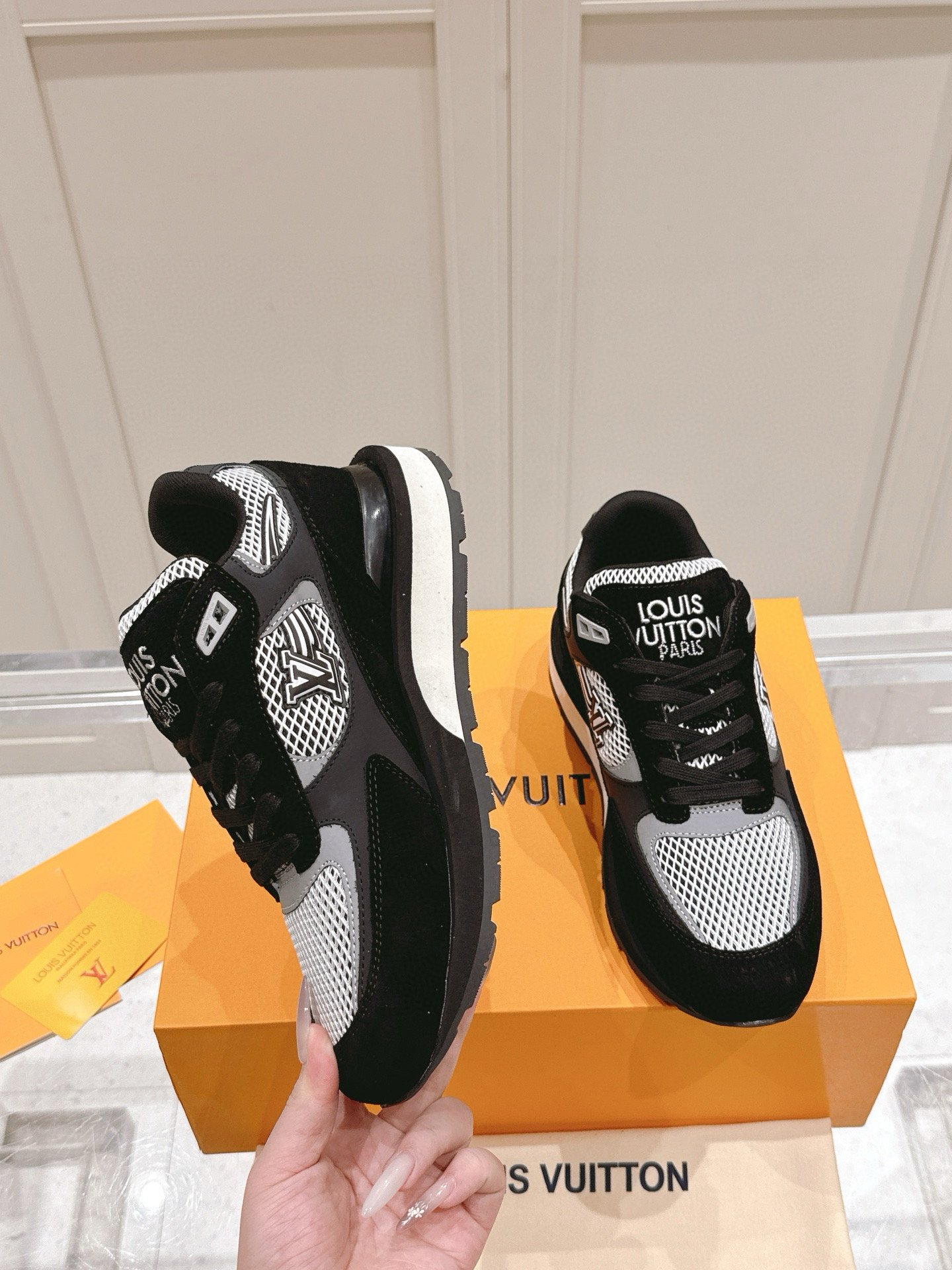 루이비통 4cm 남자 신발 운동화 스니커즈