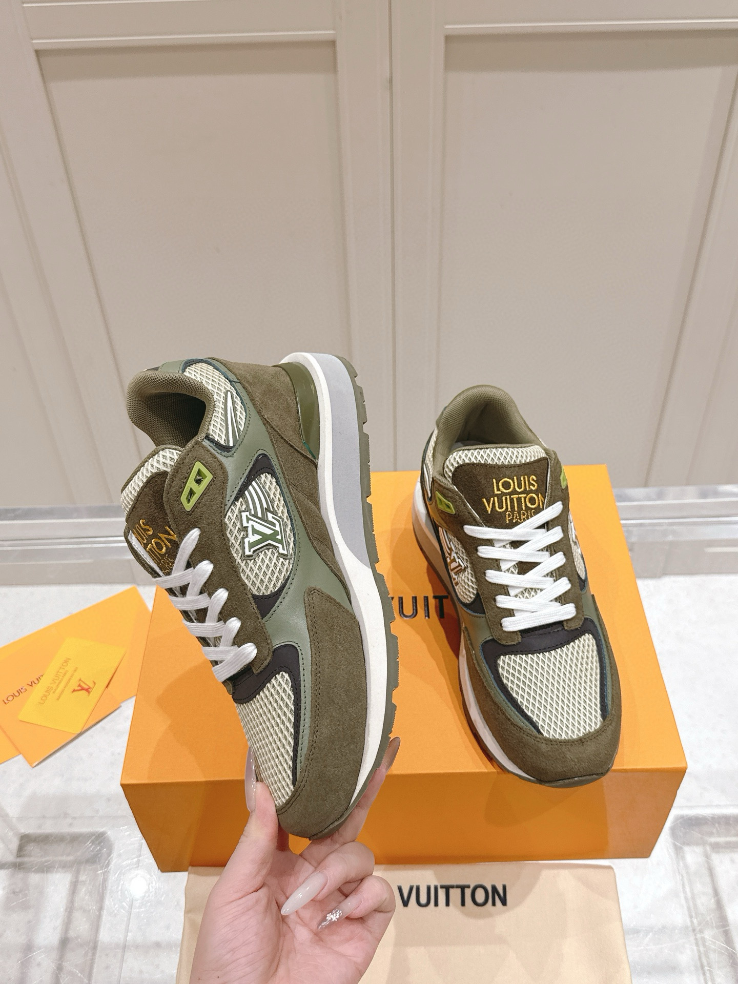 루이비통 4cm 남자 신발 운동화 스니커즈