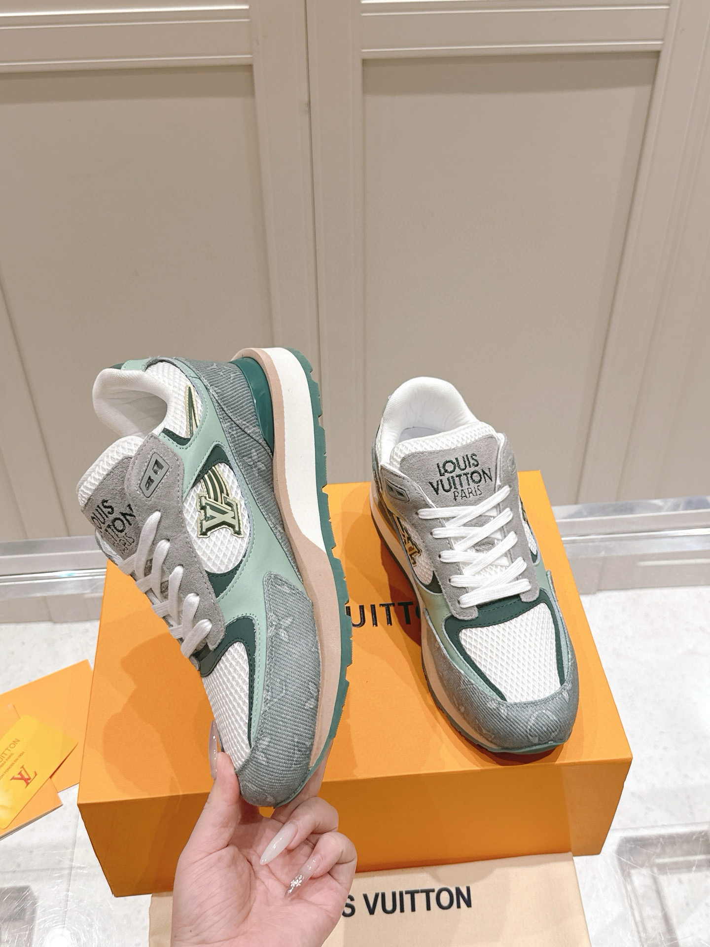 루이비통 4cm 남자 신발 운동화 스니커즈