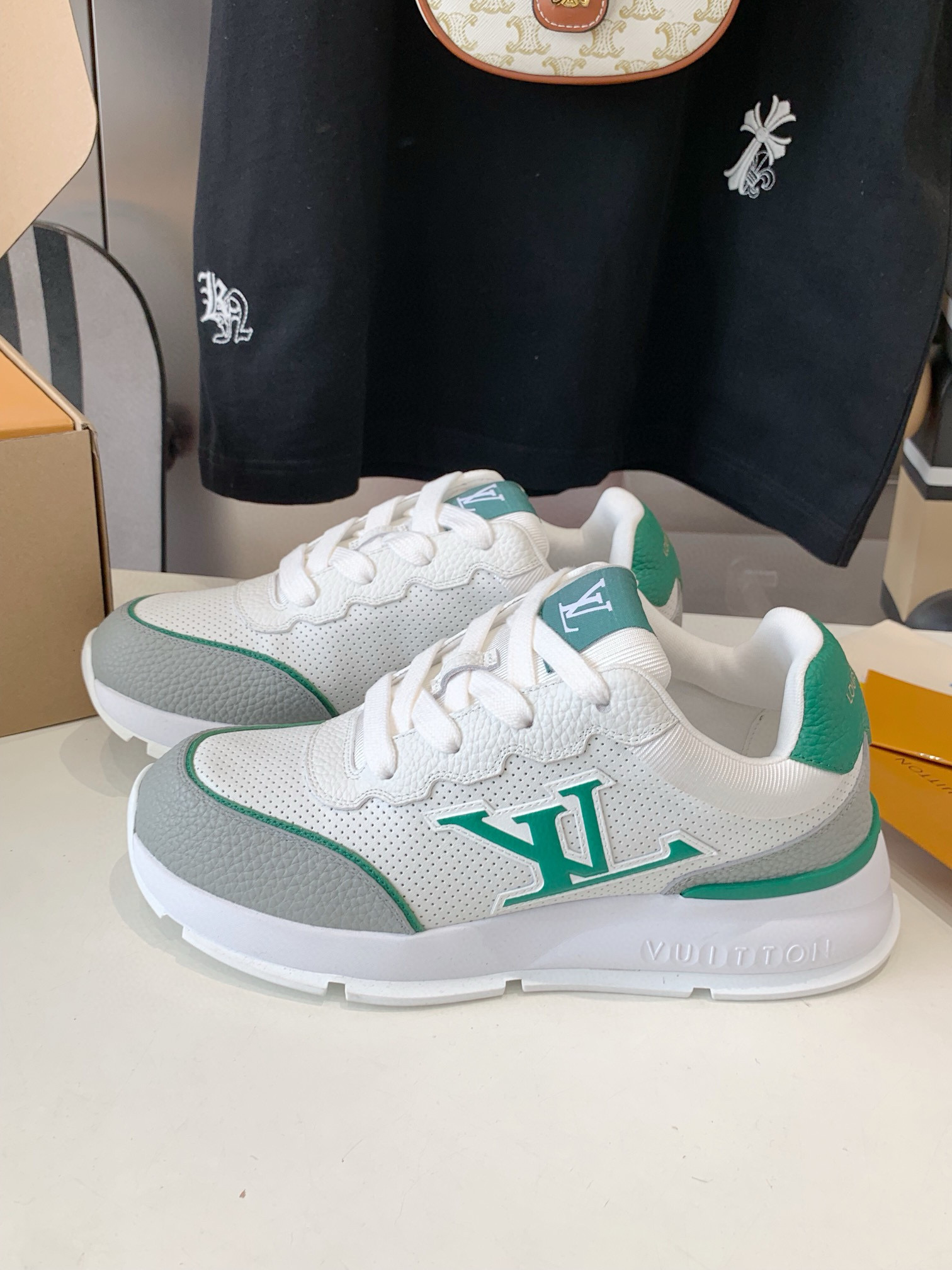 루이비통 4cm 남녀공용 신발 운동화 스니커즈