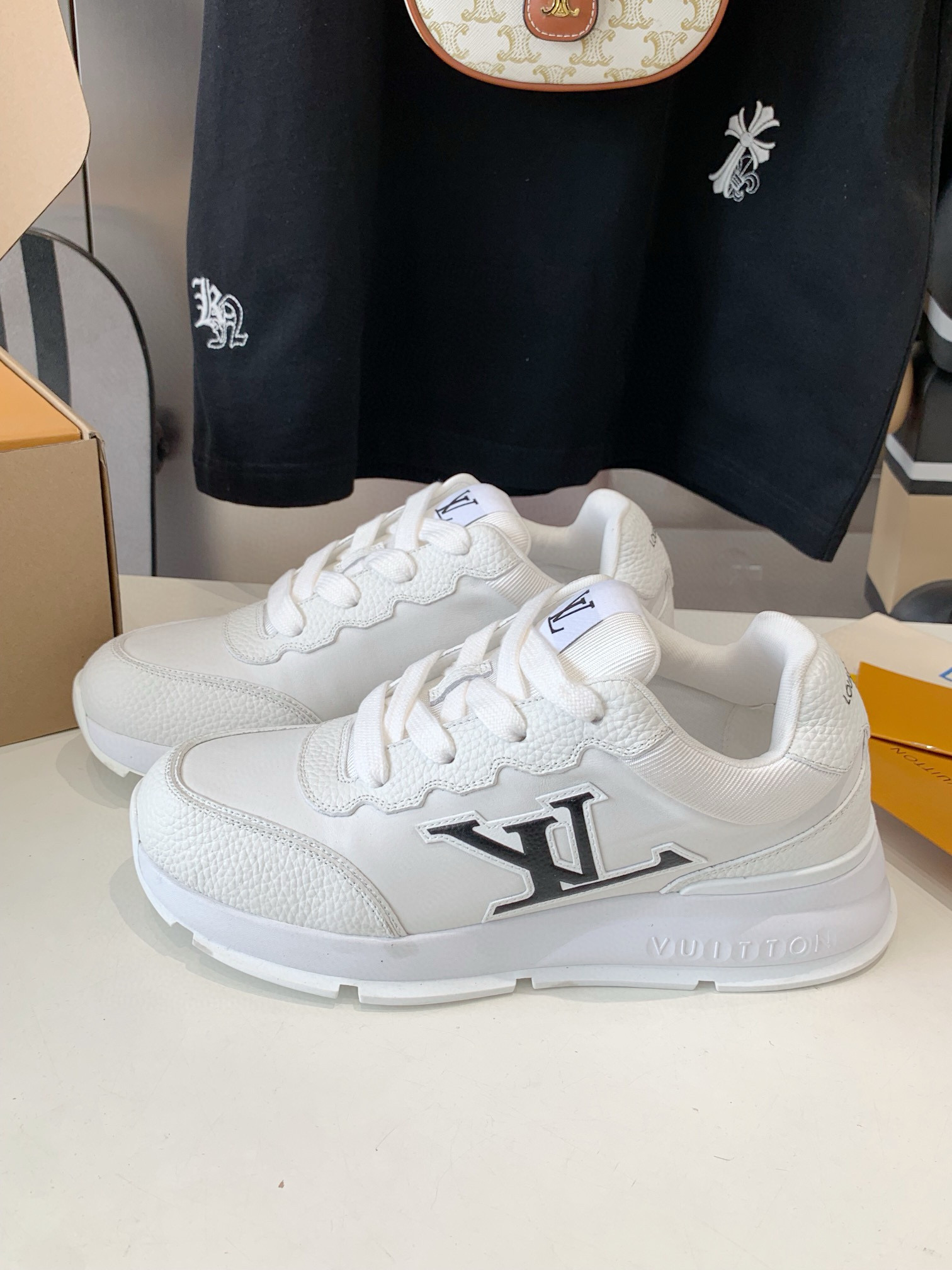 루이비통 4cm 남녀공용 신발 운동화 스니커즈