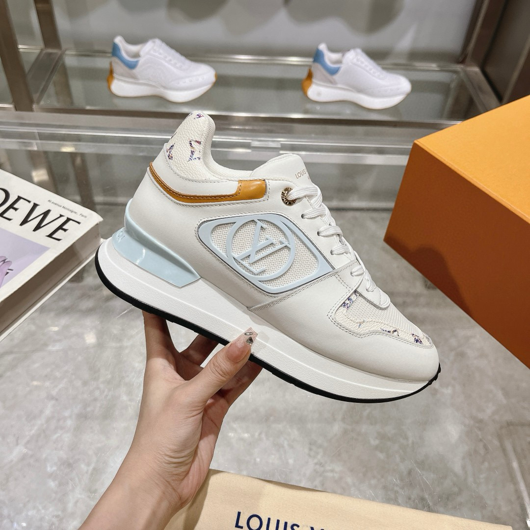 루이비통 남녀공용 신발 운동화 스니커즈