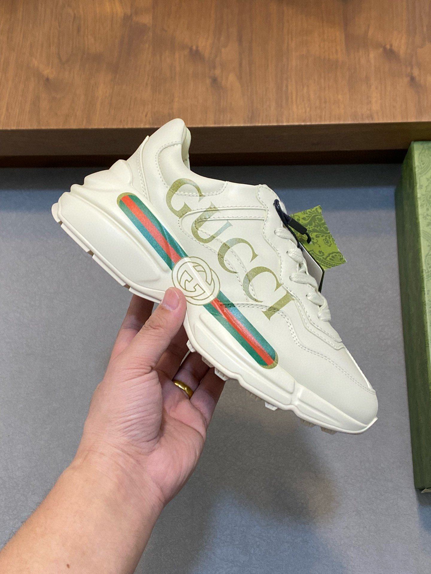 구찌 라이톤 남녀공용 신발 운동화 스니커즈