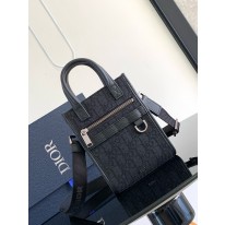 디올 남자가방