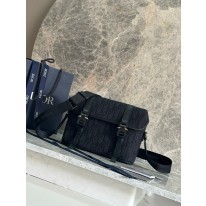 디올 남자가방