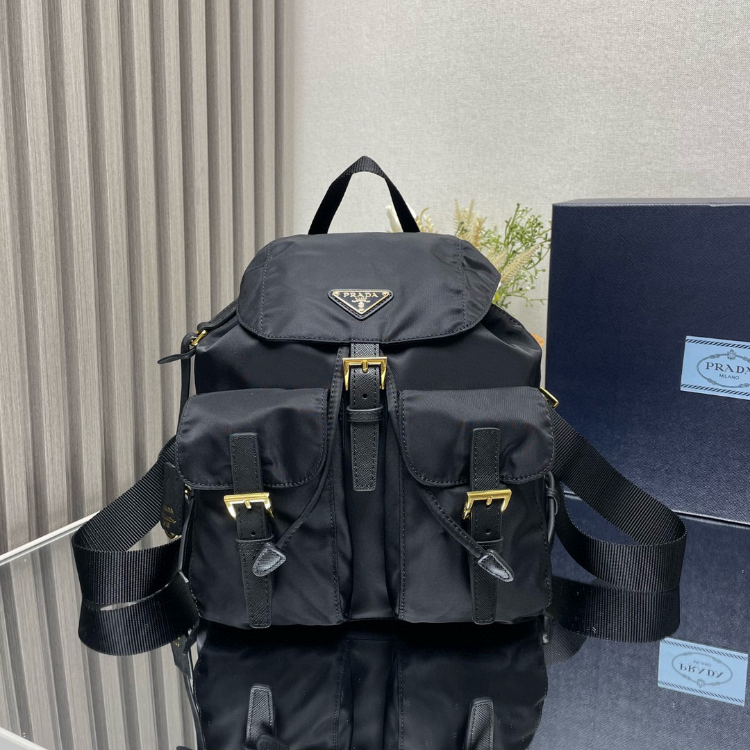 프라다 1BZ677 백팩