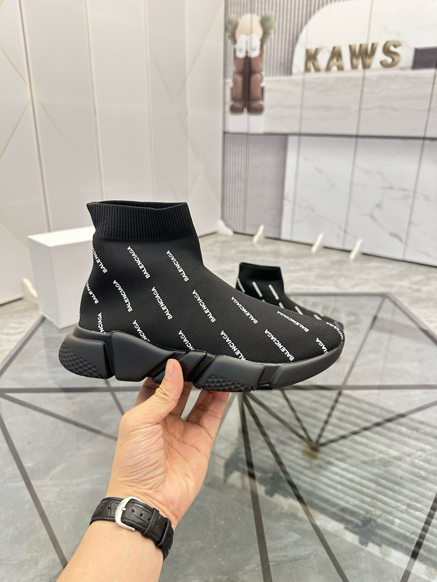 발렌시아가 스피드러너 남녀공용 신발 운동화