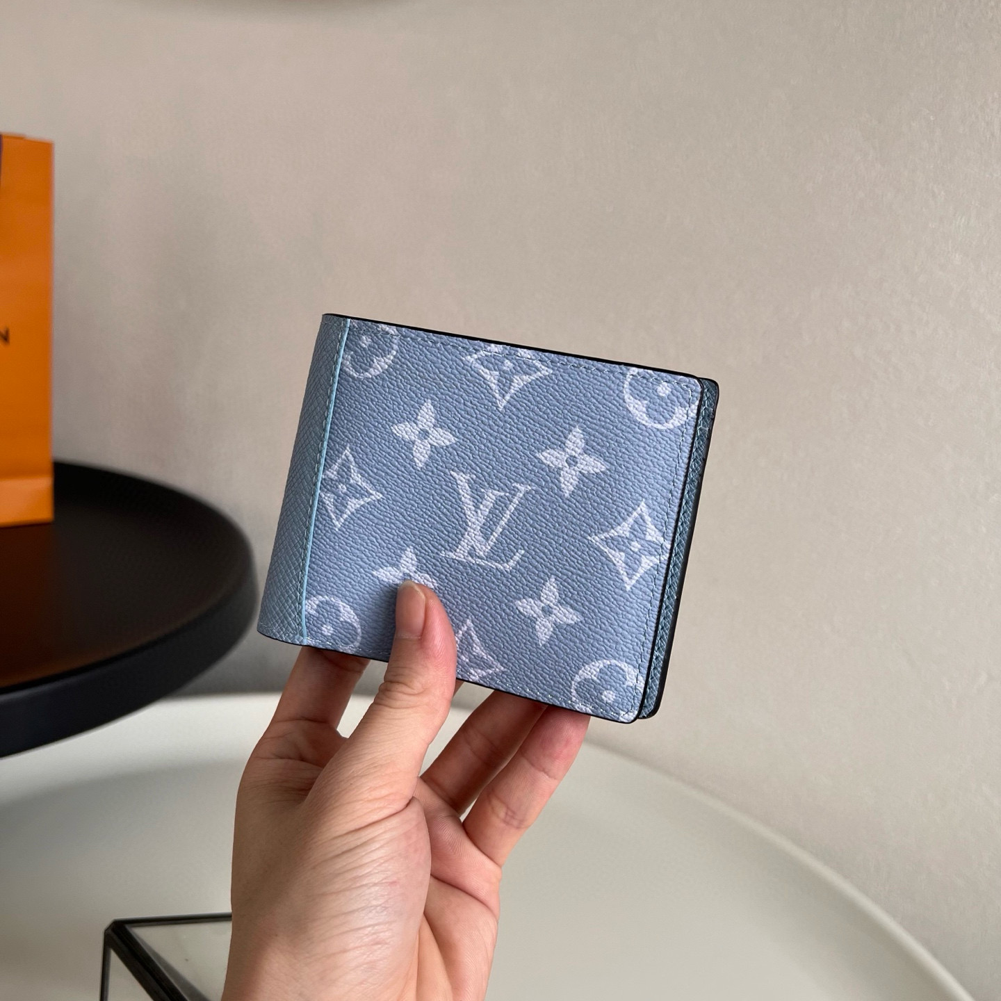 루이비통 남자 반지갑 M14111