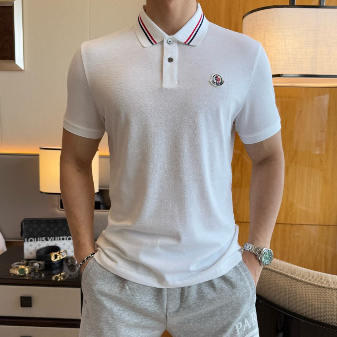 몽*** 남자 반팔티