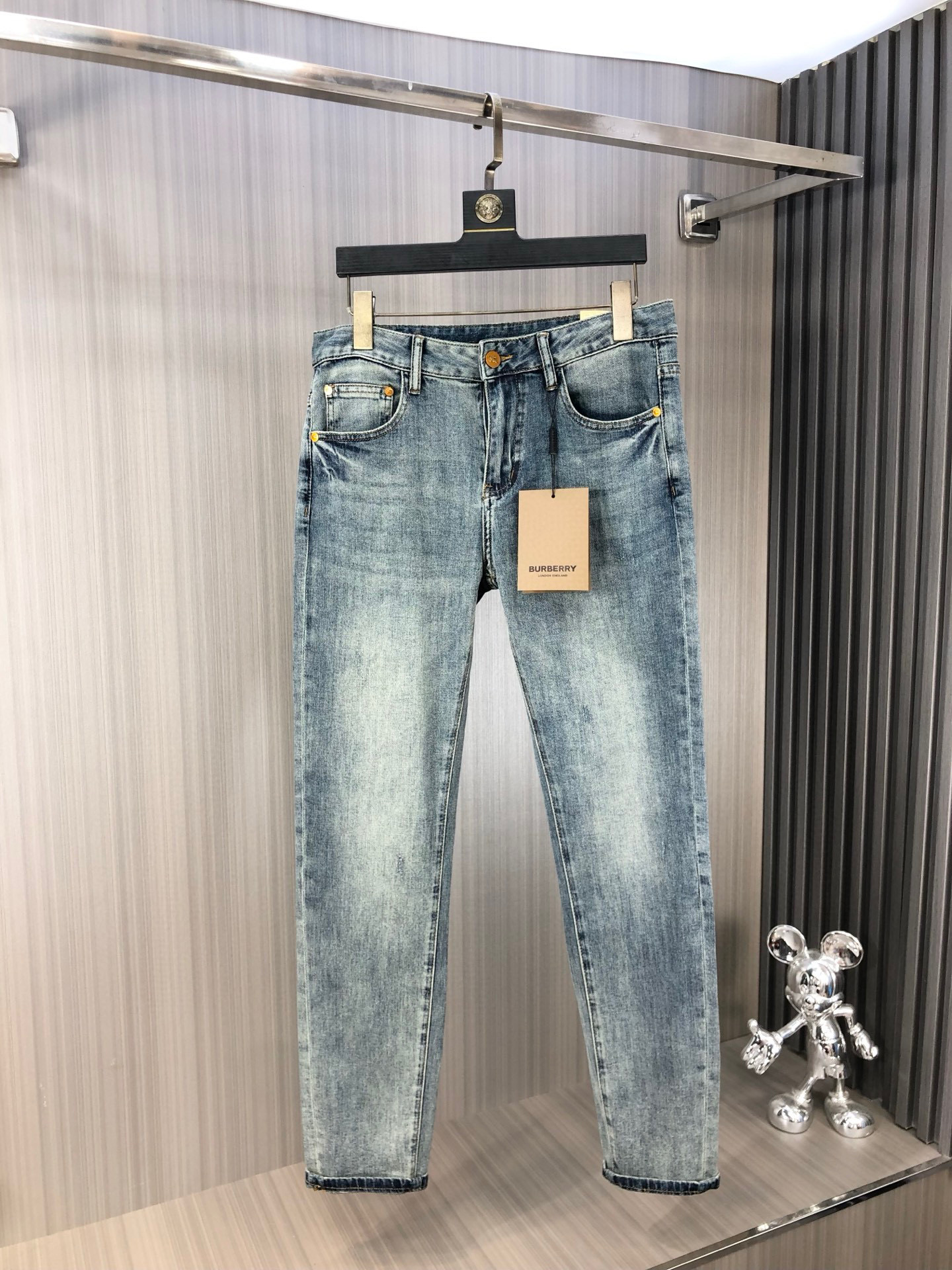 버버리 남자 청바지