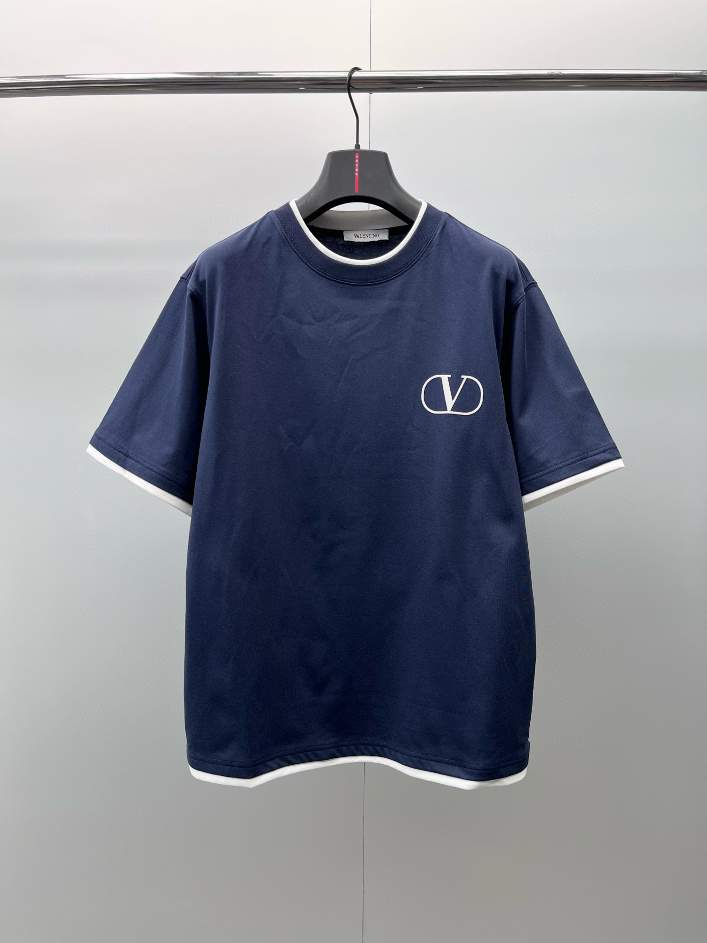 발렌티노 남자 반팔티