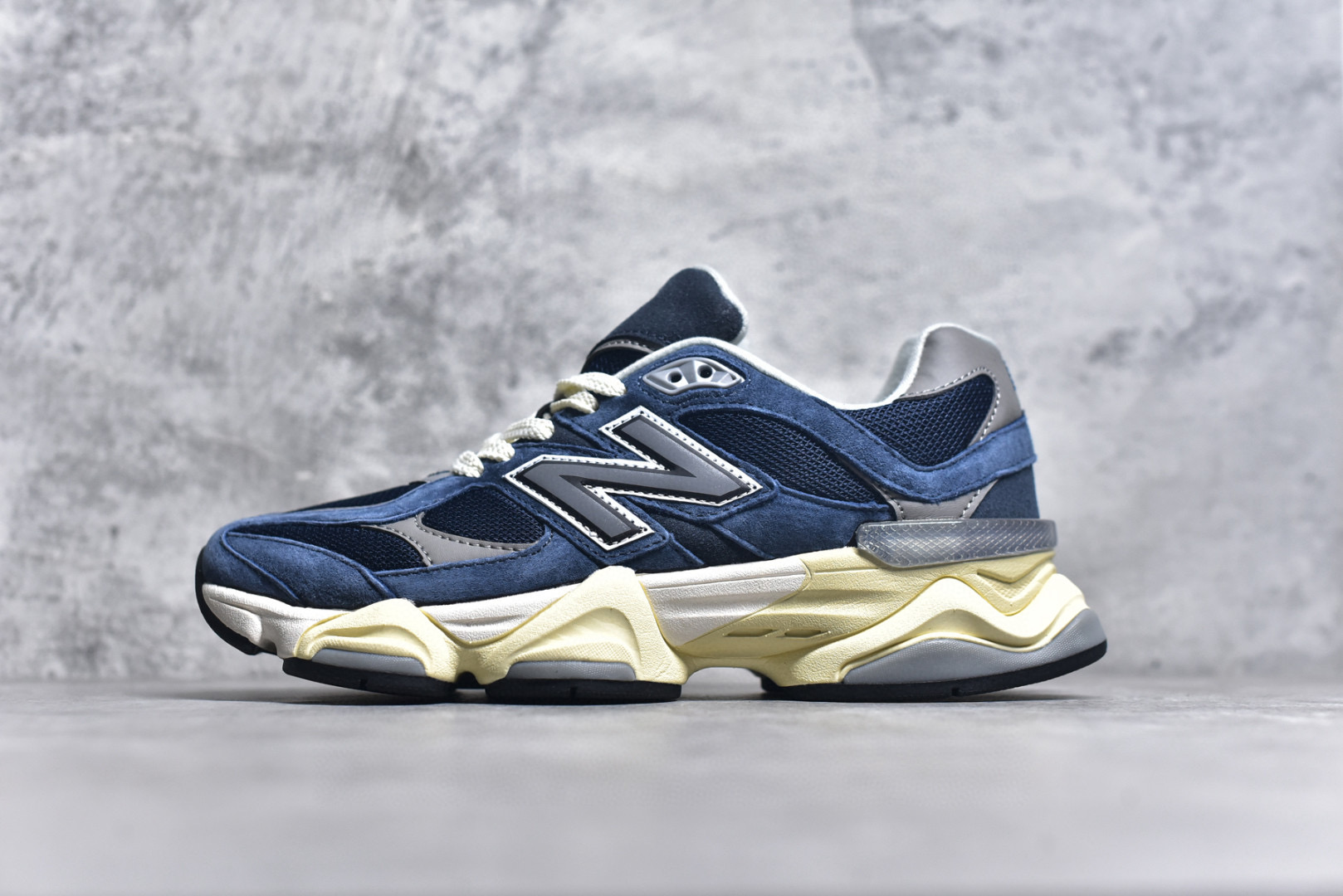 뉴발란스 9060 남녀공용 신발 운동화 스니커즈