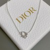 디올 목걸이