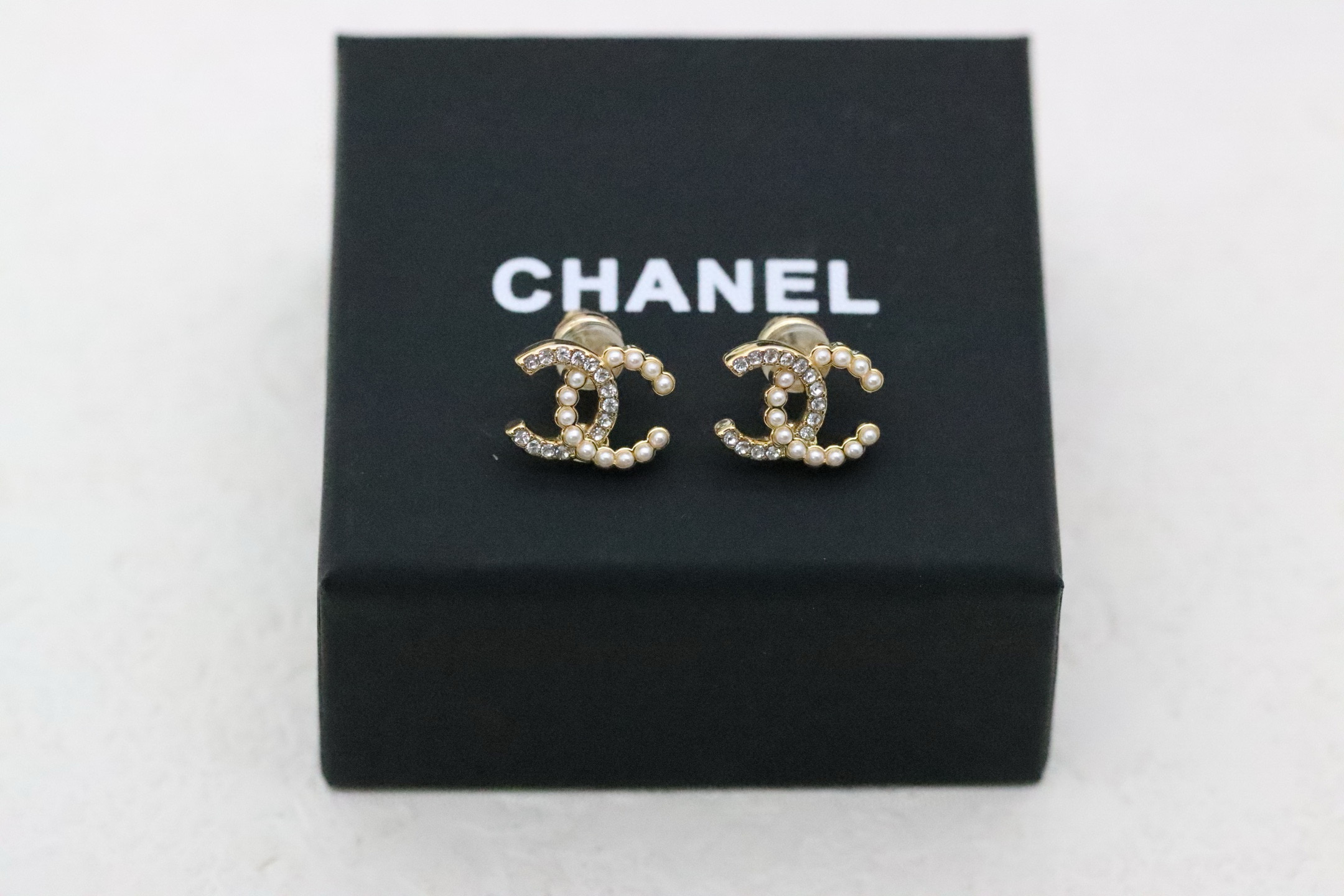샤넬 귀걸이