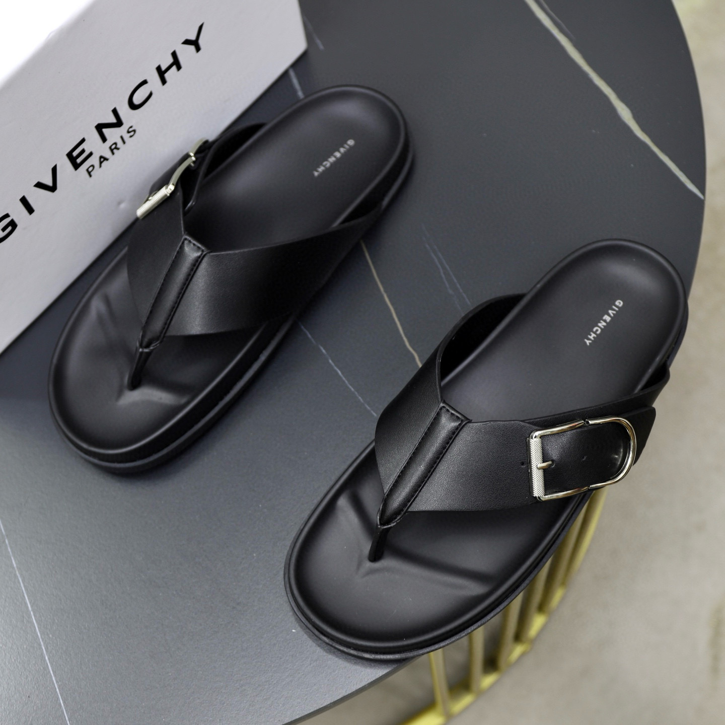 지방시 남자 슬리퍼