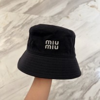 미우미우 모자