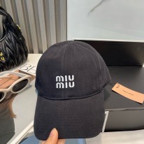 미우미우 모자