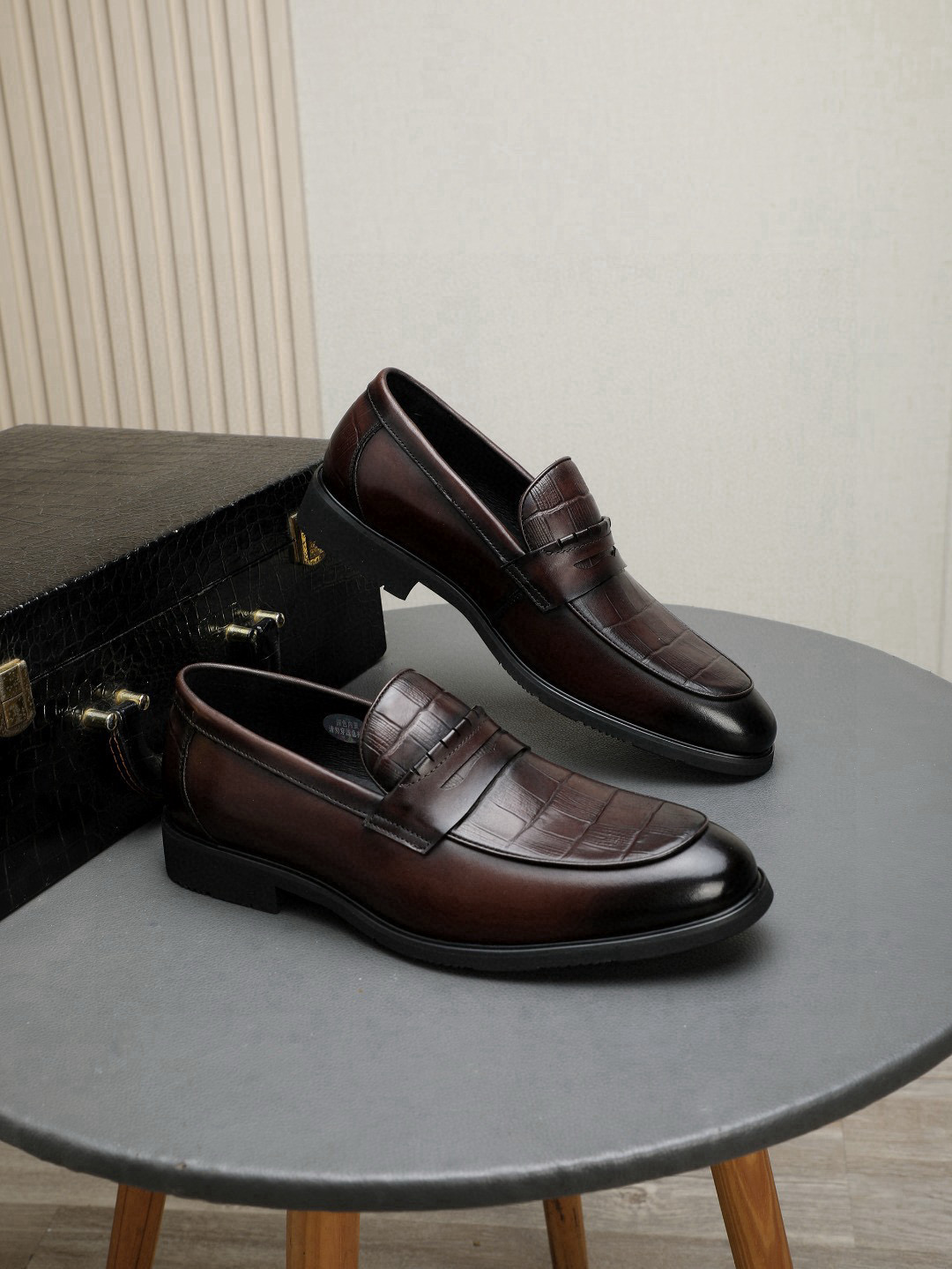 베르사체 남자 구두