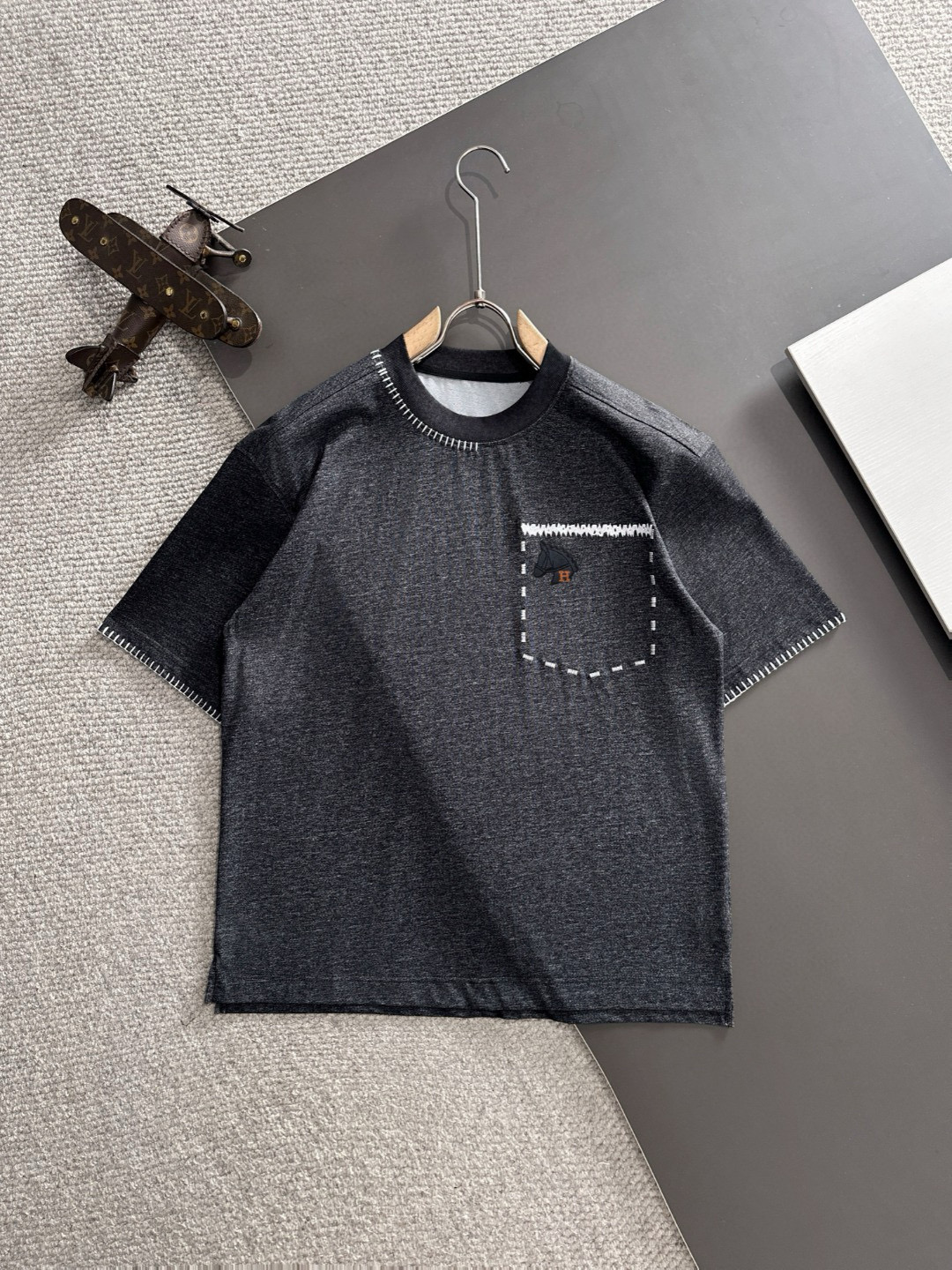 에르메스 남자 반팔티