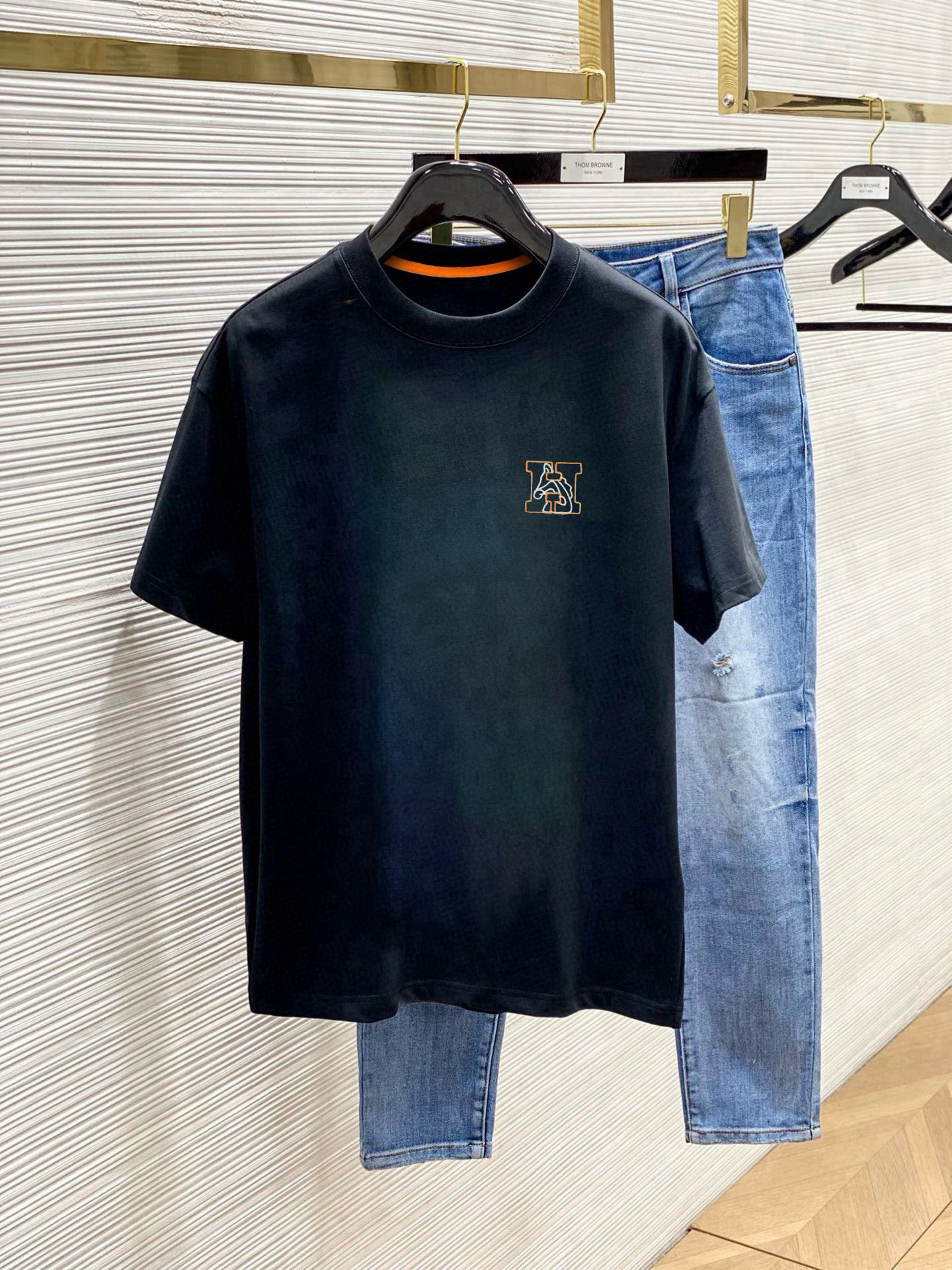 에르메스 2컬러 남자 반팔티